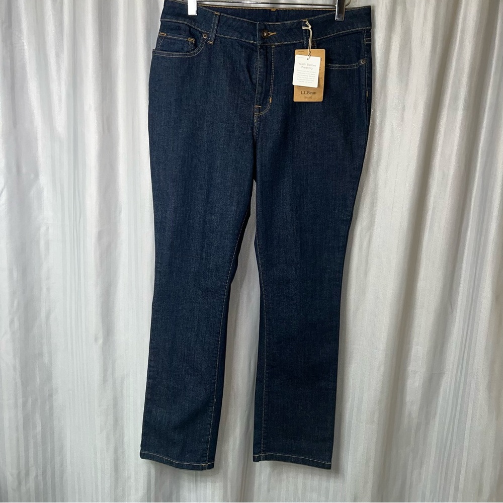 L.L.Bean favorite Fit Size 12Reg Dark Blue Straight Leg Jeans